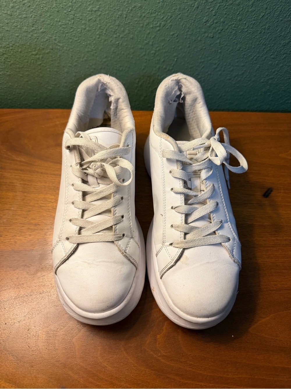 Women’s White Platform Fila Sneakers W9.5